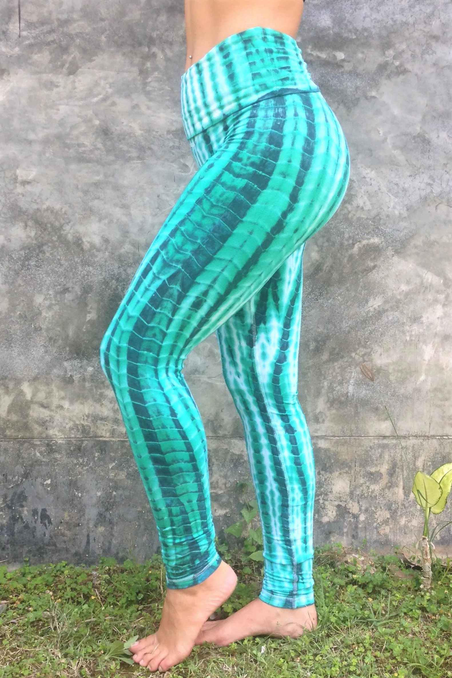 Aqua Tie Dye Yoga Pants