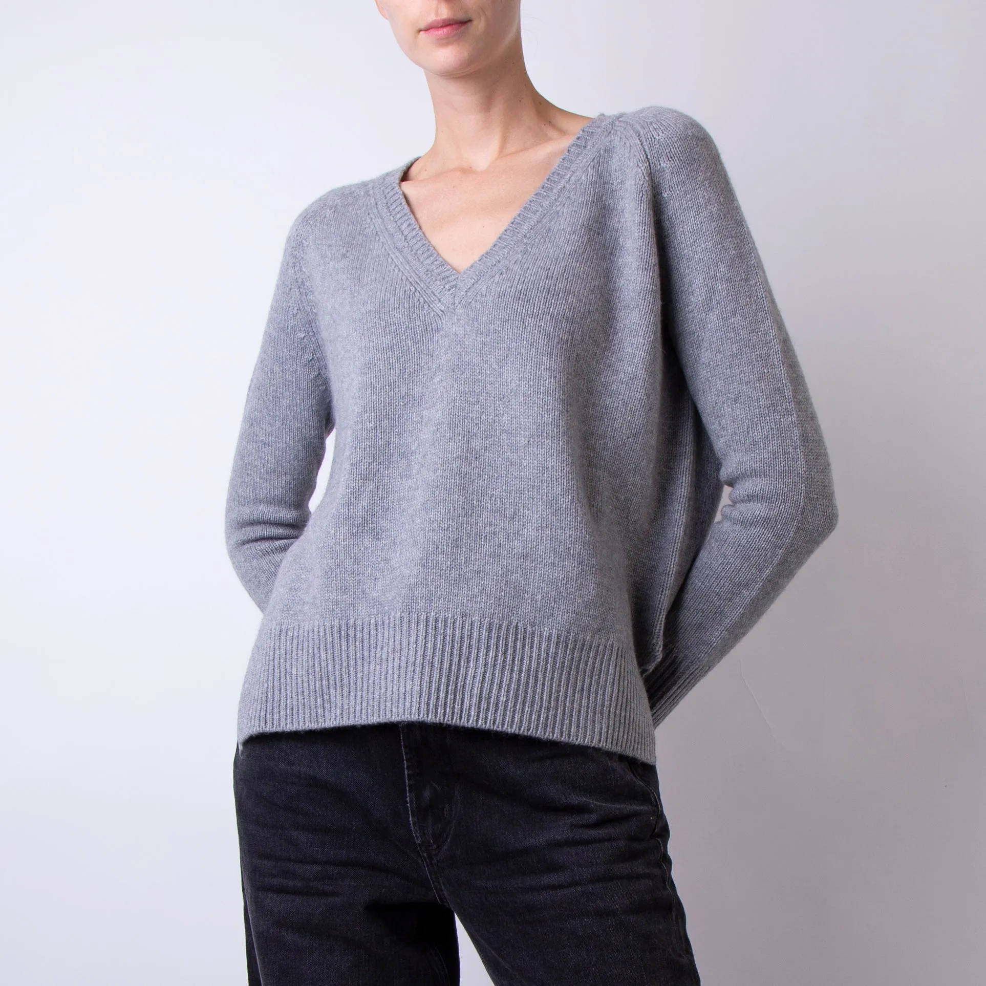 BE YOU SWEATER CD2023F4 148 GREY