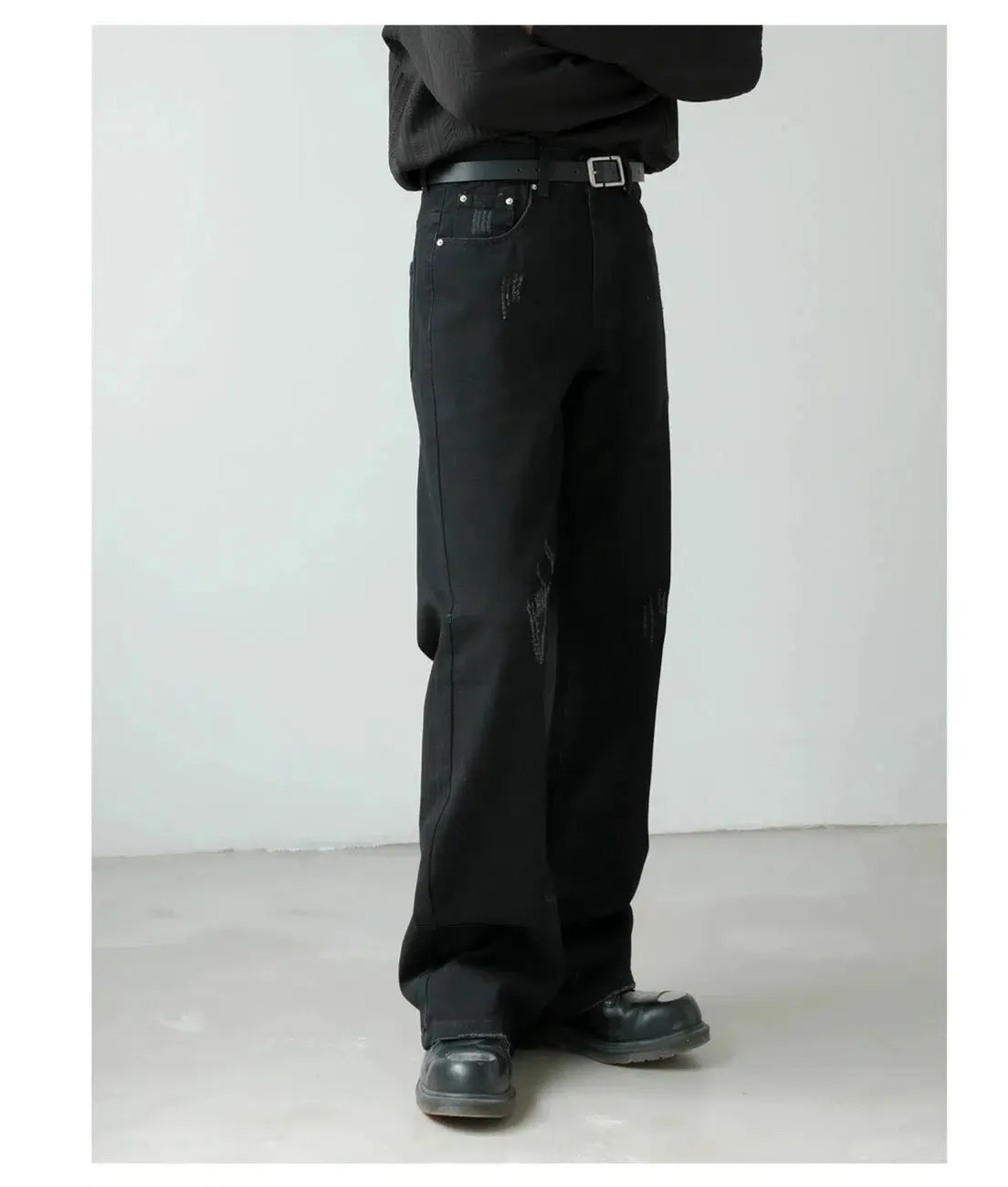 Black Slim-Fit Flared Jeans