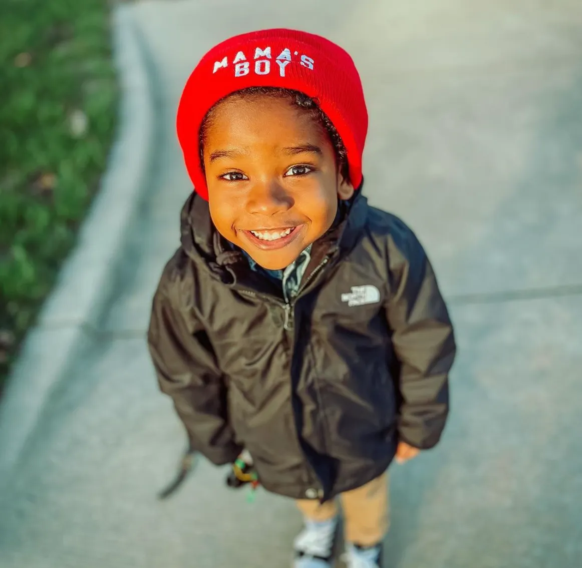 Child Beanie - MAMA'S BOY - Bright Red w/ White