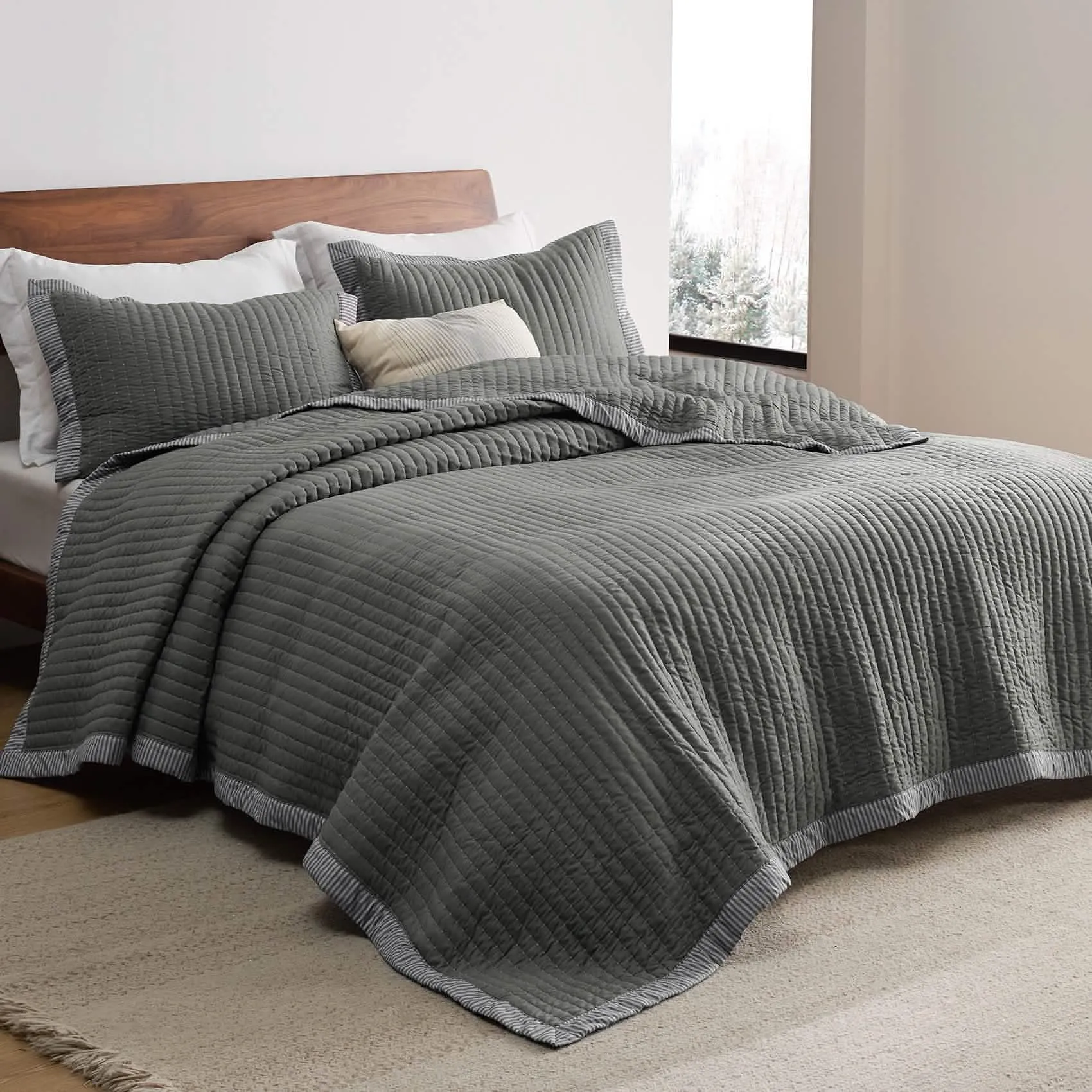 Corduroy Pattern Quilt Set