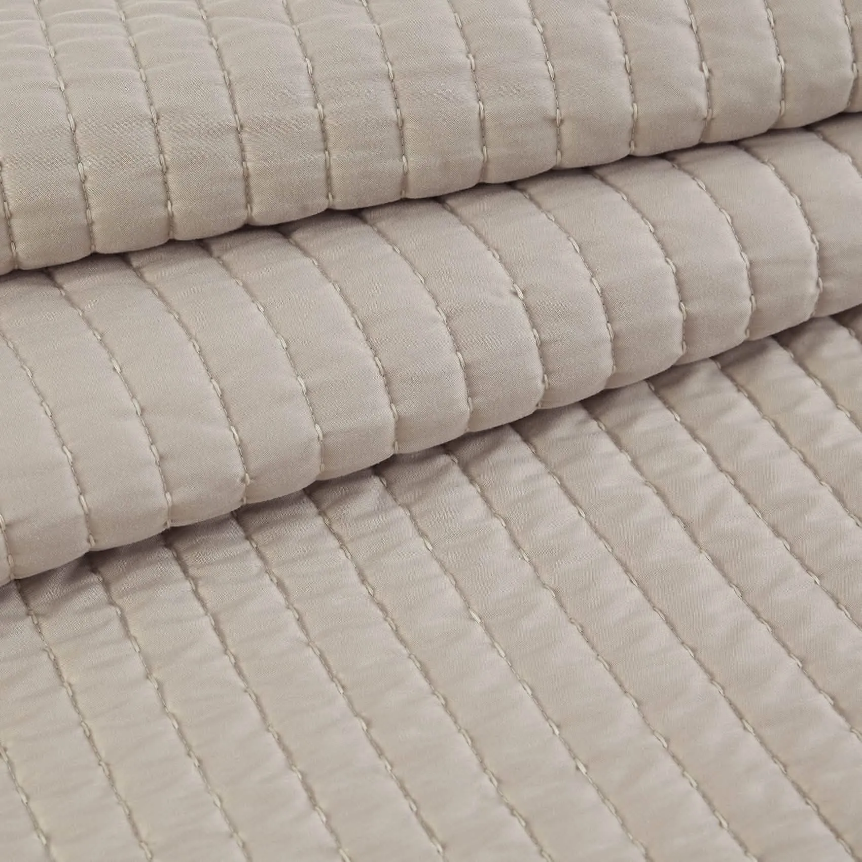 Corduroy Pattern Quilt Set