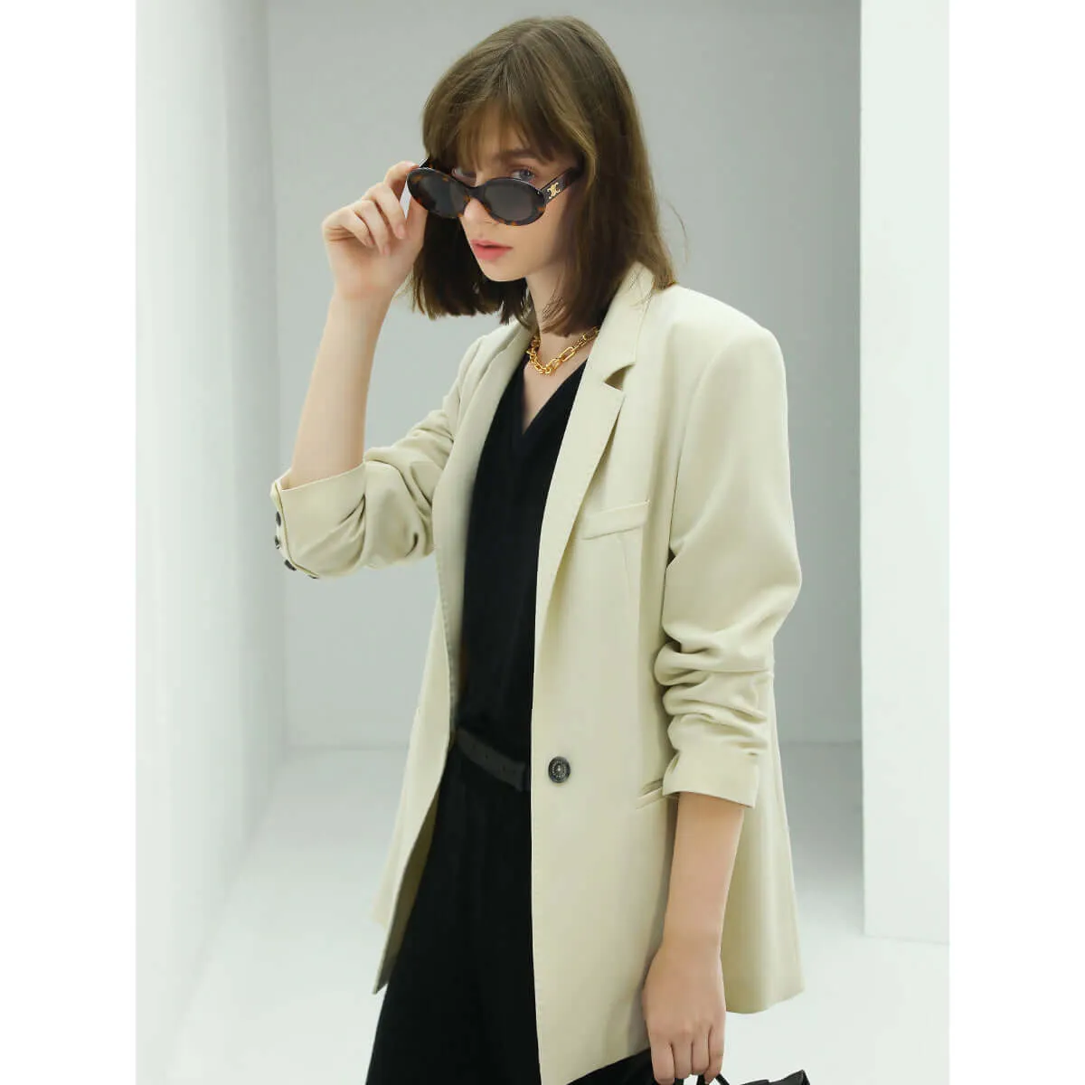 Femme Single Breasted Cream Blazer