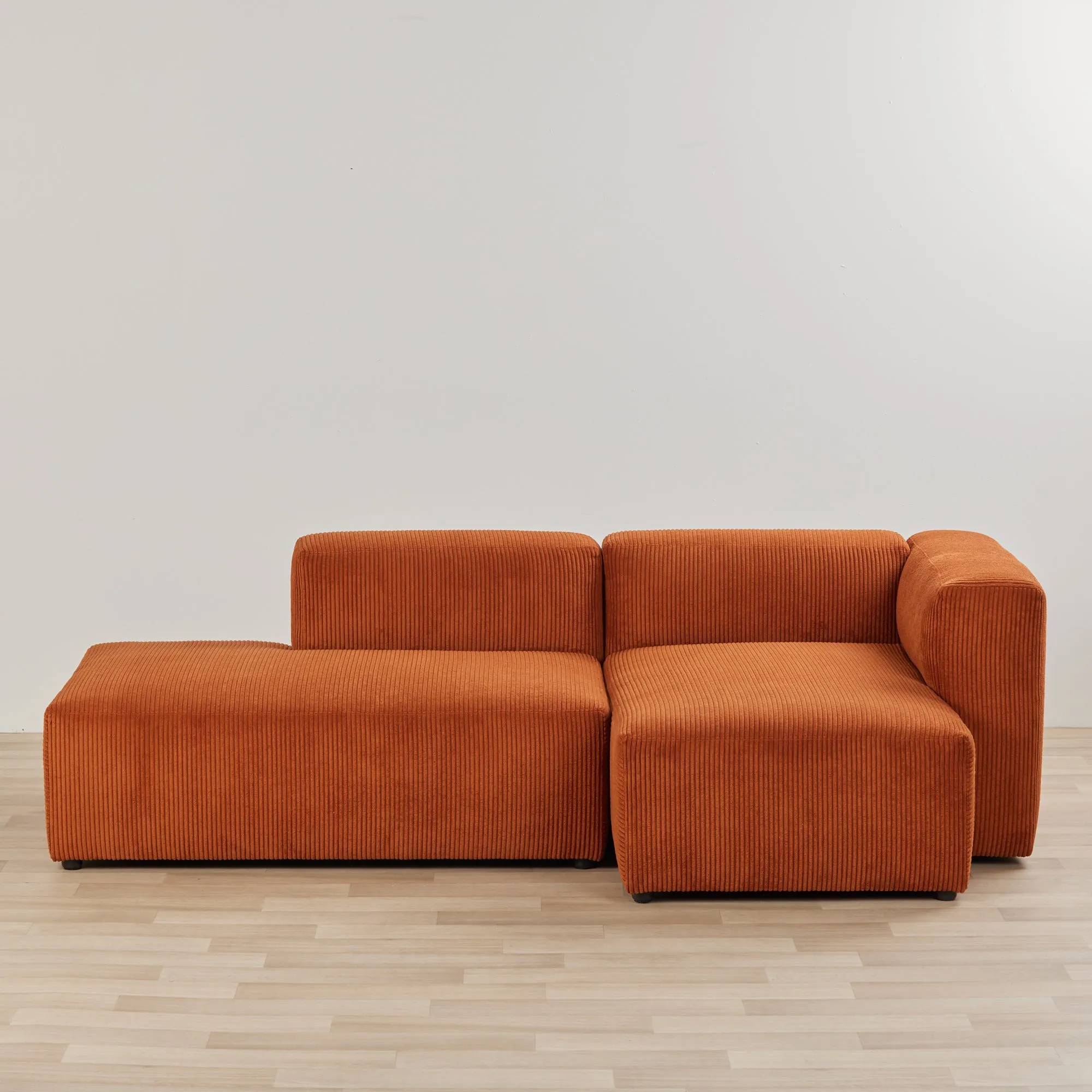 Finnian 2-Seat RH Chaise - Burnt Orange