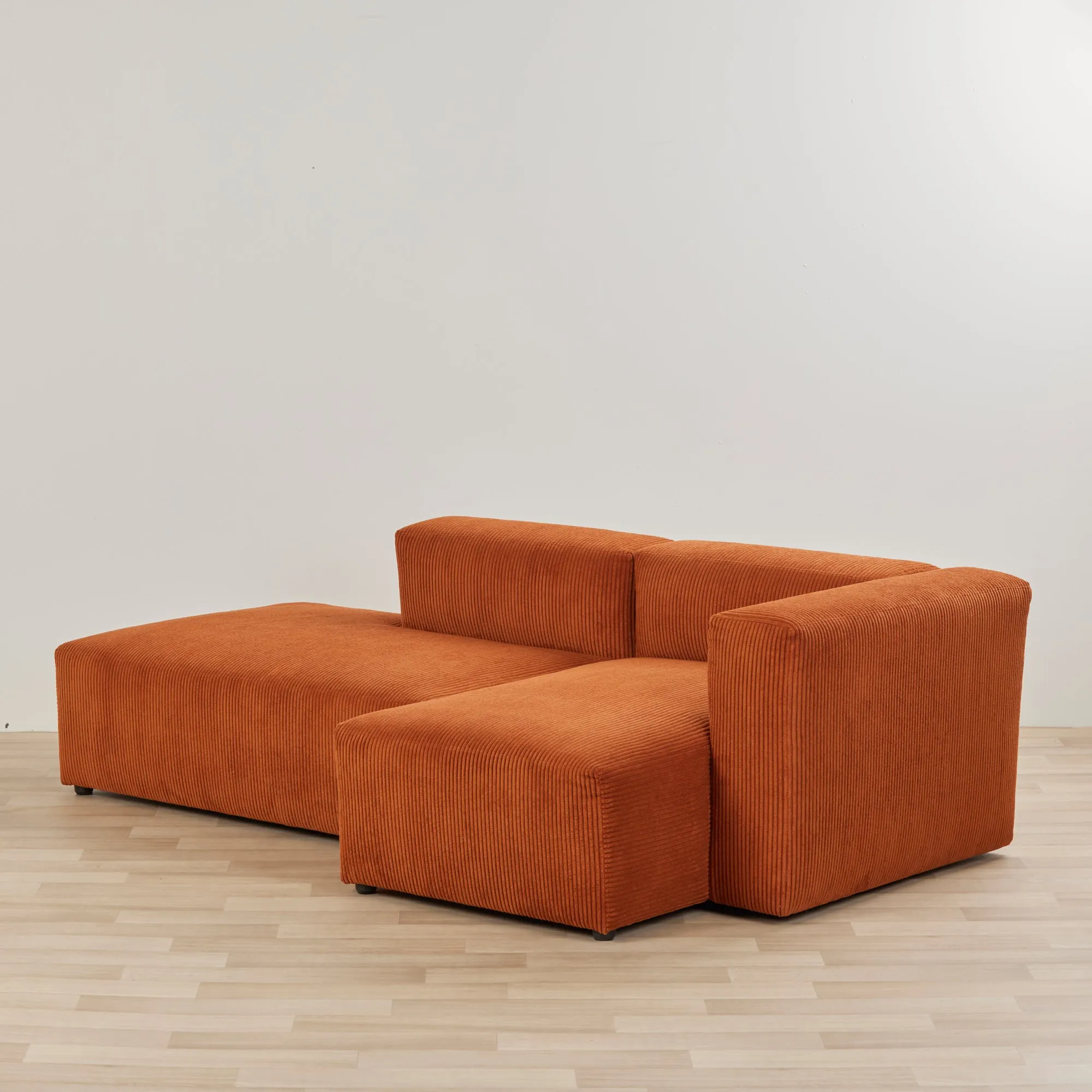 Finnian 2-Seat RH Chaise - Burnt Orange