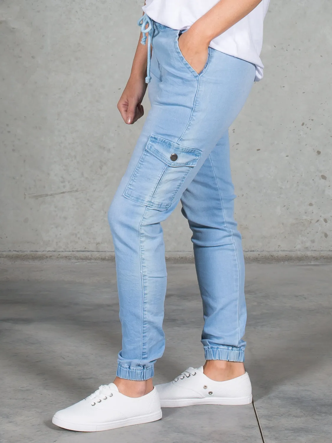 Jenni Joggers Light Blue