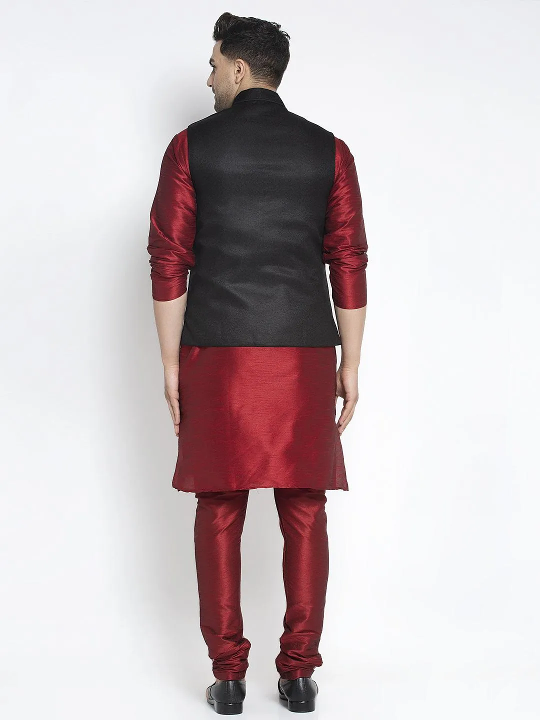 Men's Silk Blend Maroon Kurta With Pyjama & Black Nehru Jacket - Benstoke