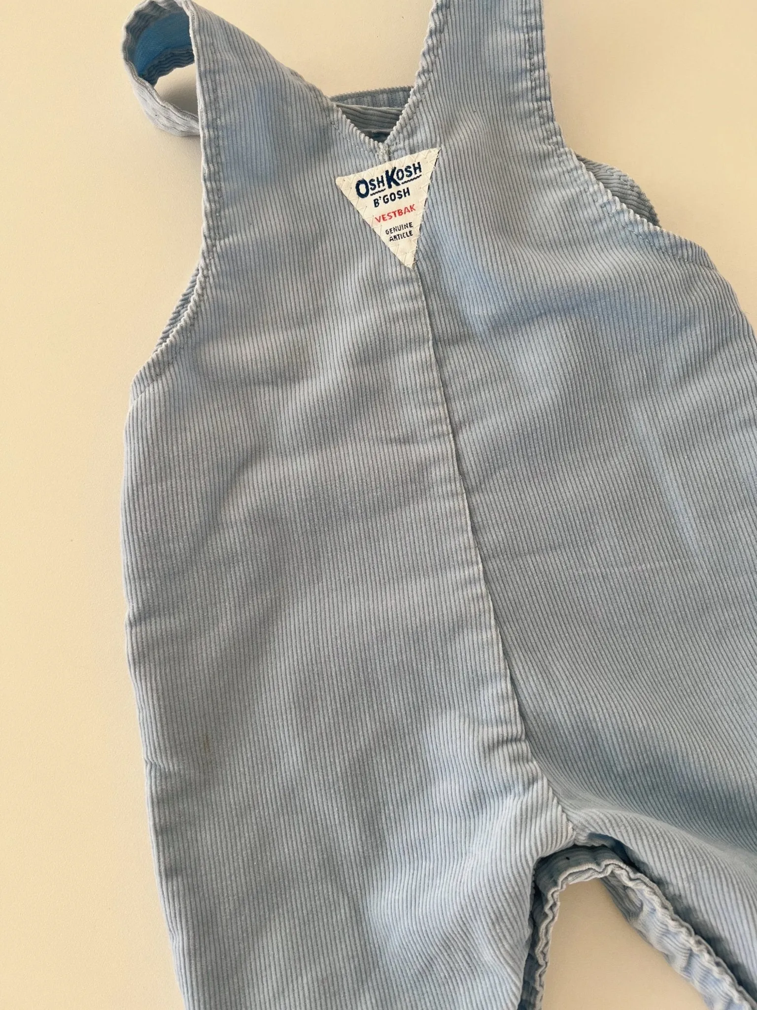 Oshkosh overall pre loved 6-9m