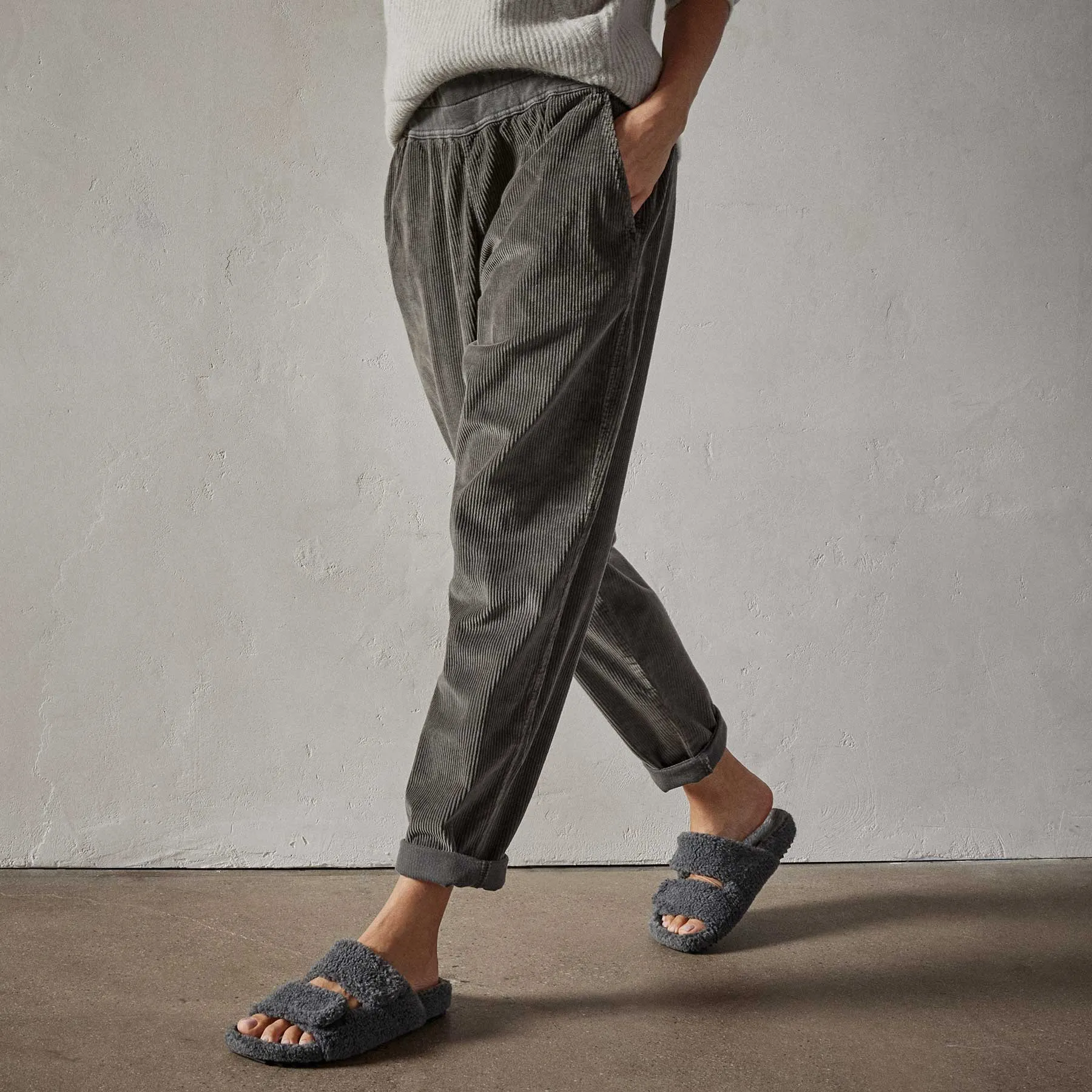 Relaxed Fit Corduroy Pant - Fin Pigment