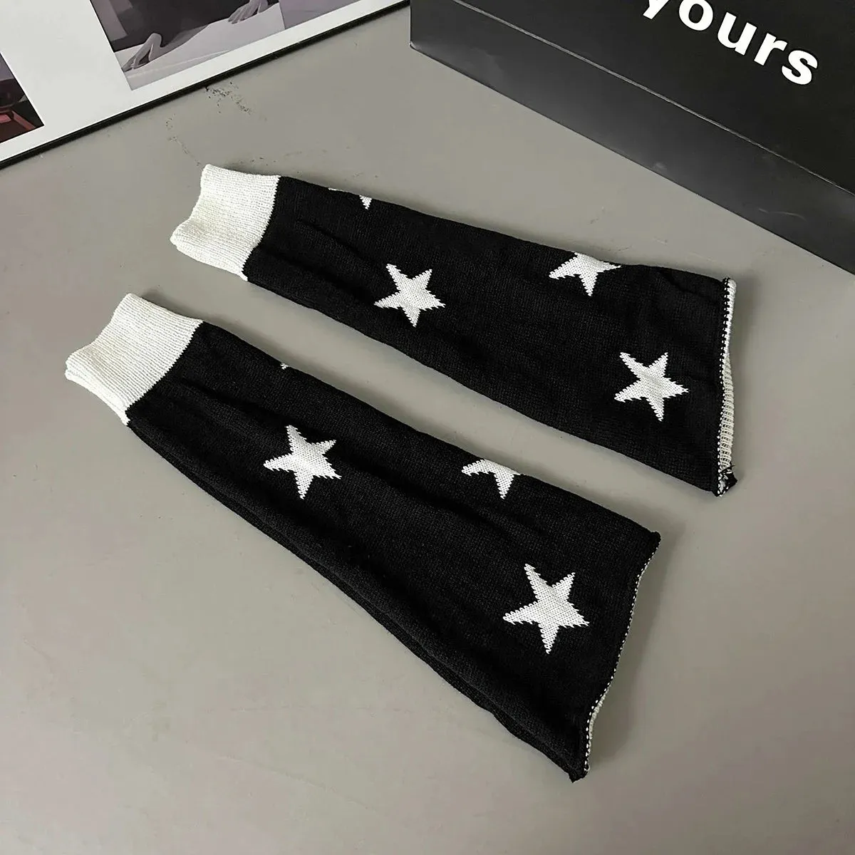 Sohiwoo Stars Pattern Knitted Leg Warmers Gothic Loose Fit Leg Cover Sock Cover Y2K Girls Fall Winter Casual Leg Protector Stocking 2Pcs