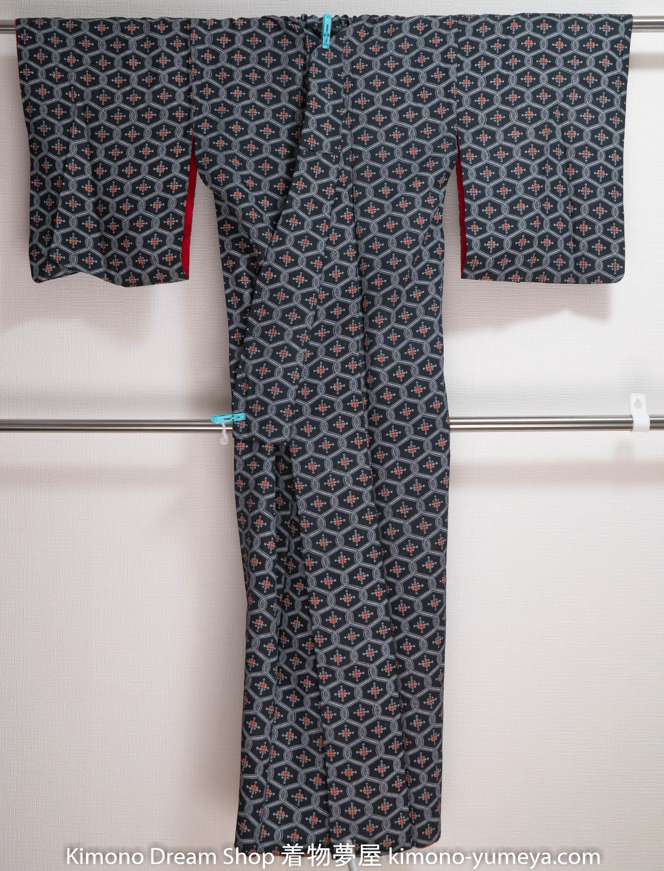 Tortoise Shell Komon Kimono - Vintage Silk Women's Robe - Abstract Kikko Hexagons Black