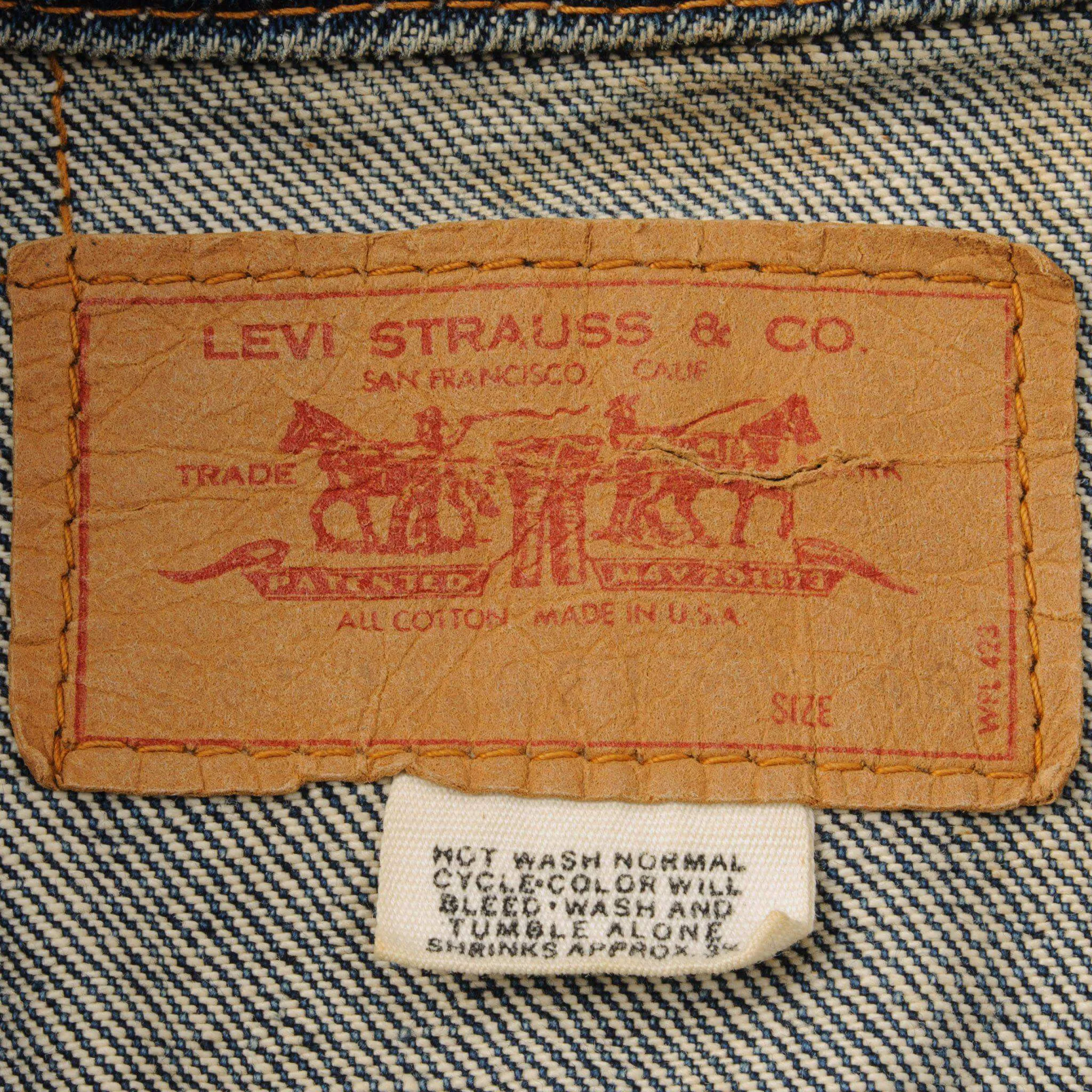 VINTAGE LEVIS JACKET SINGLE STITCH SIZE 44  MADE IN USA