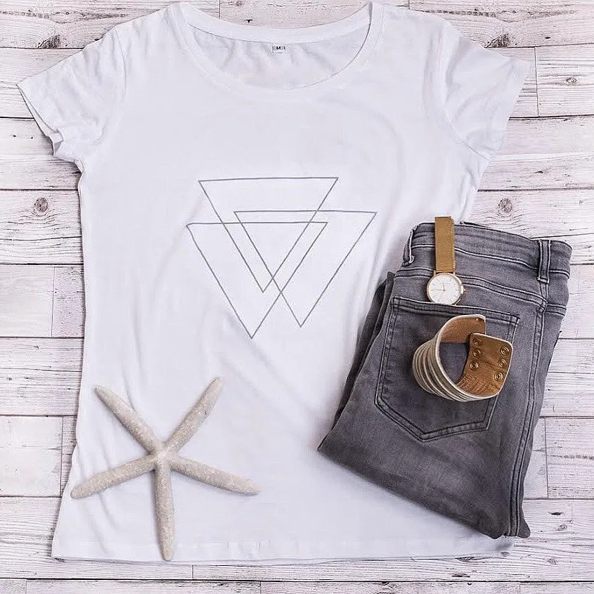 White tee with grey triangles